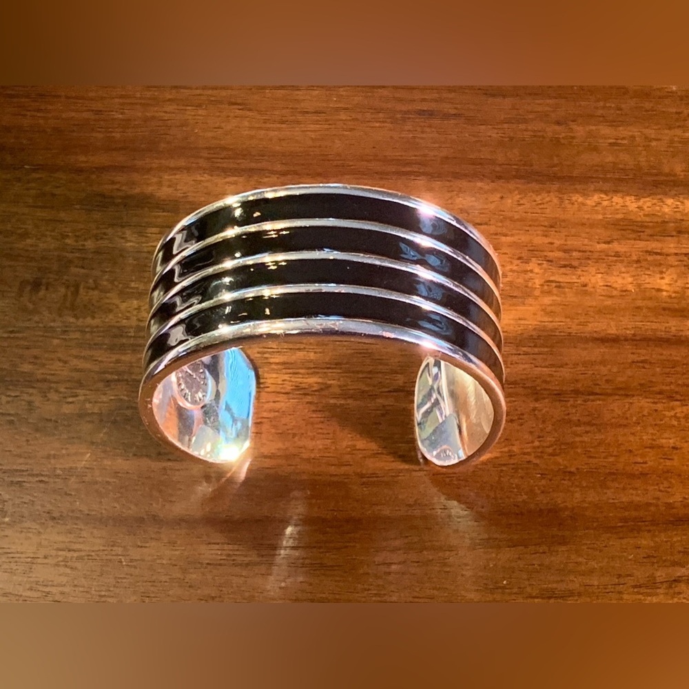 Super-rare M.A.C cosmetics jewelry 10 year service award cuff barely worn!!!!